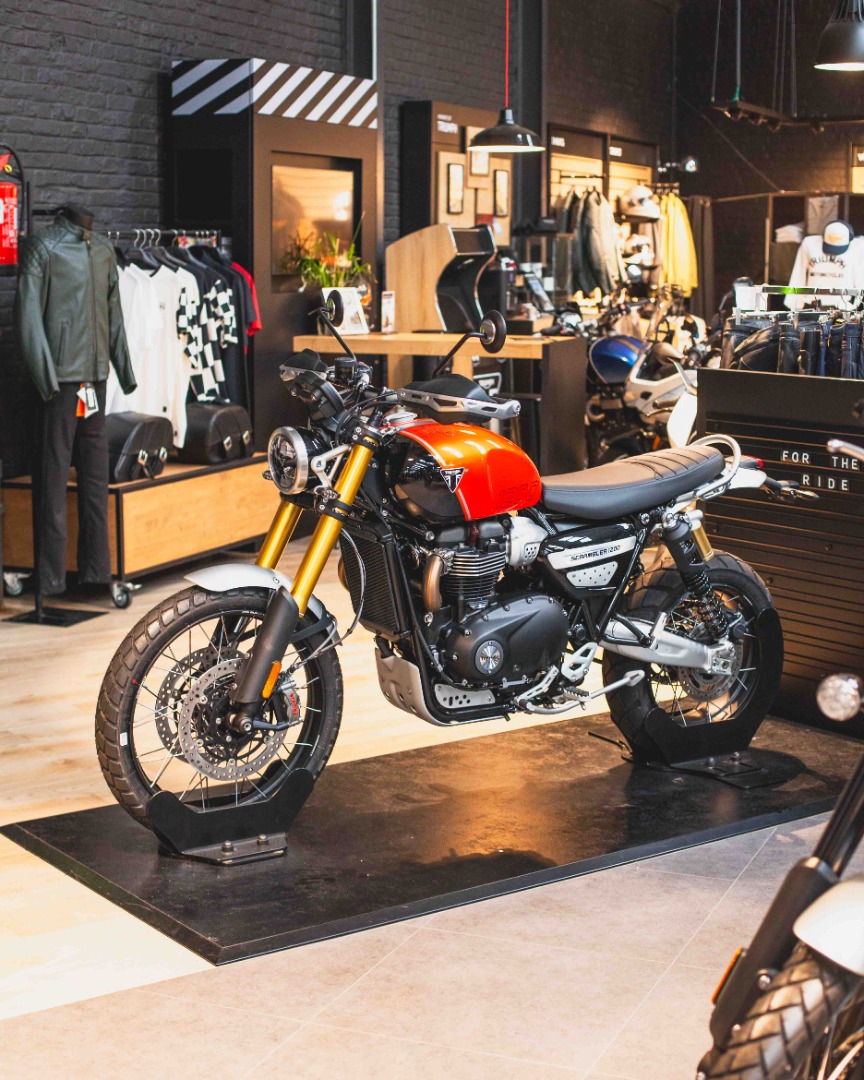 SCRAMBLER XE orange